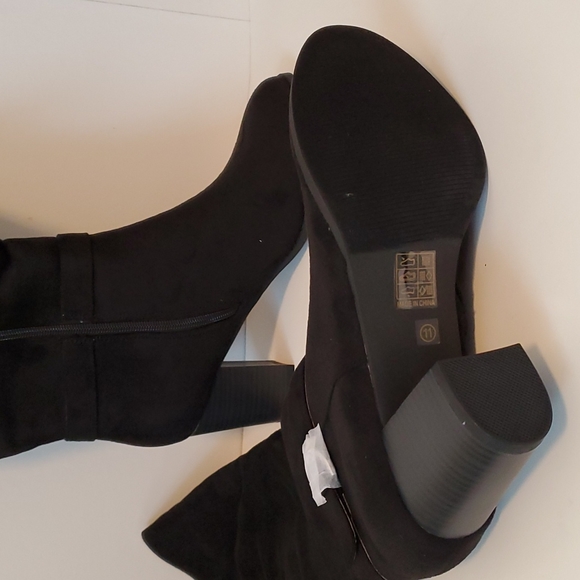 $FINAL$  JOURNEE Collection Black Microsuede Side Strap Riding Boots - Picture 8 of 8